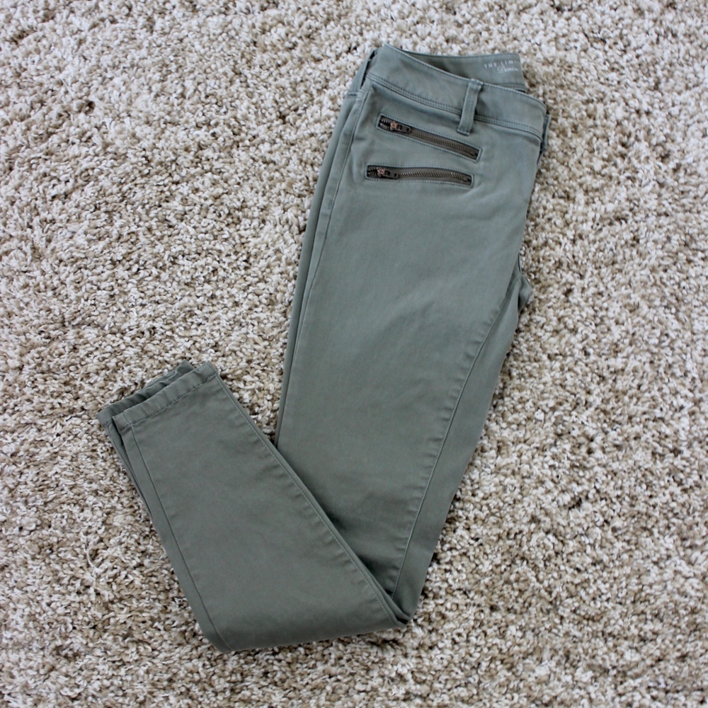 The Limited Legging Jeans. Sz 0